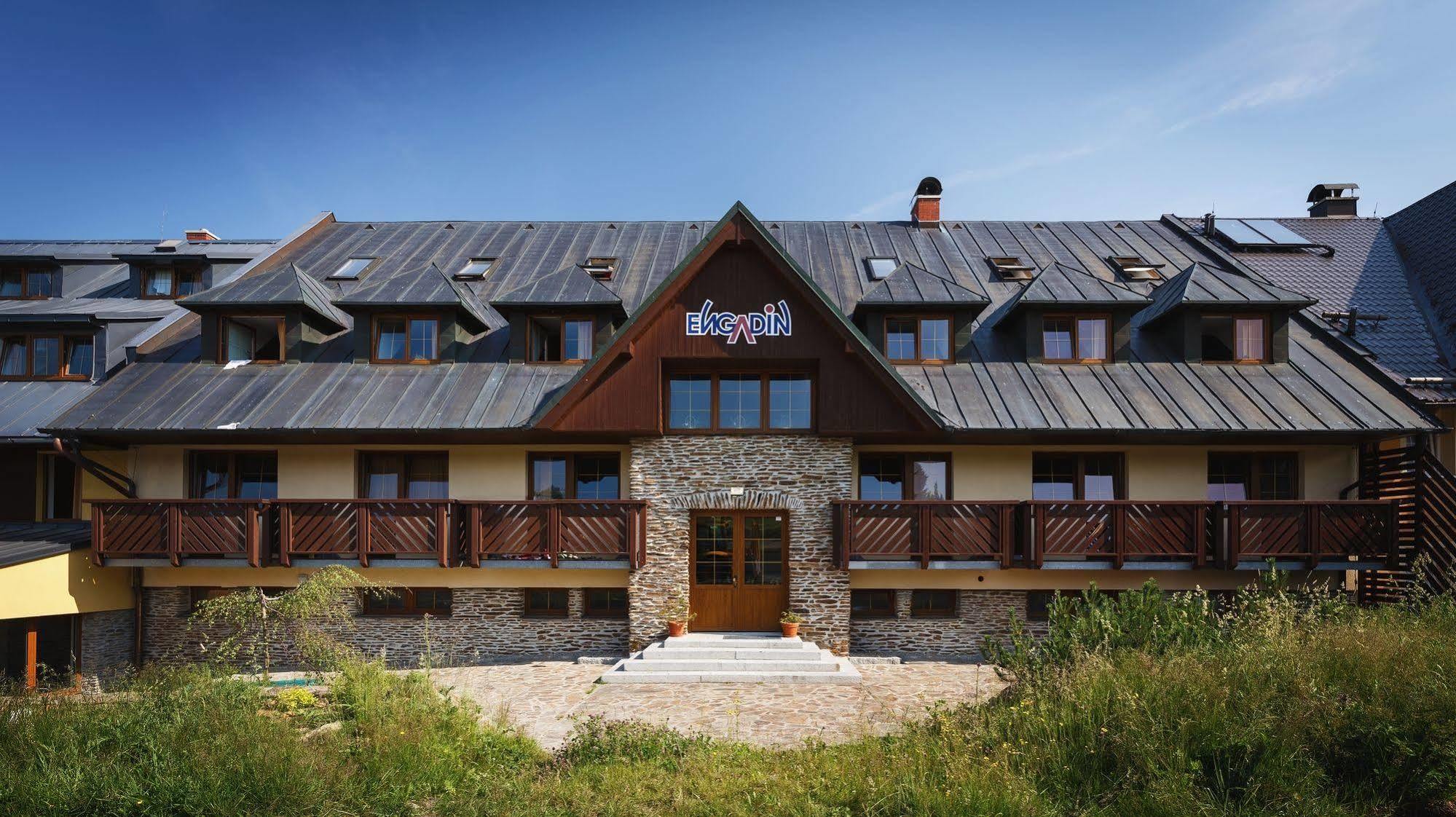 Apartmány Engadin Boží Dar Exterior foto
